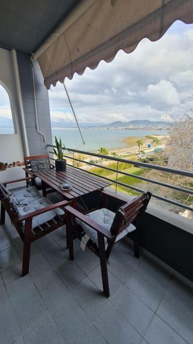 Seaside Apartment - Charlie'S House Χαλκίδα Εξωτερικό φωτογραφία
